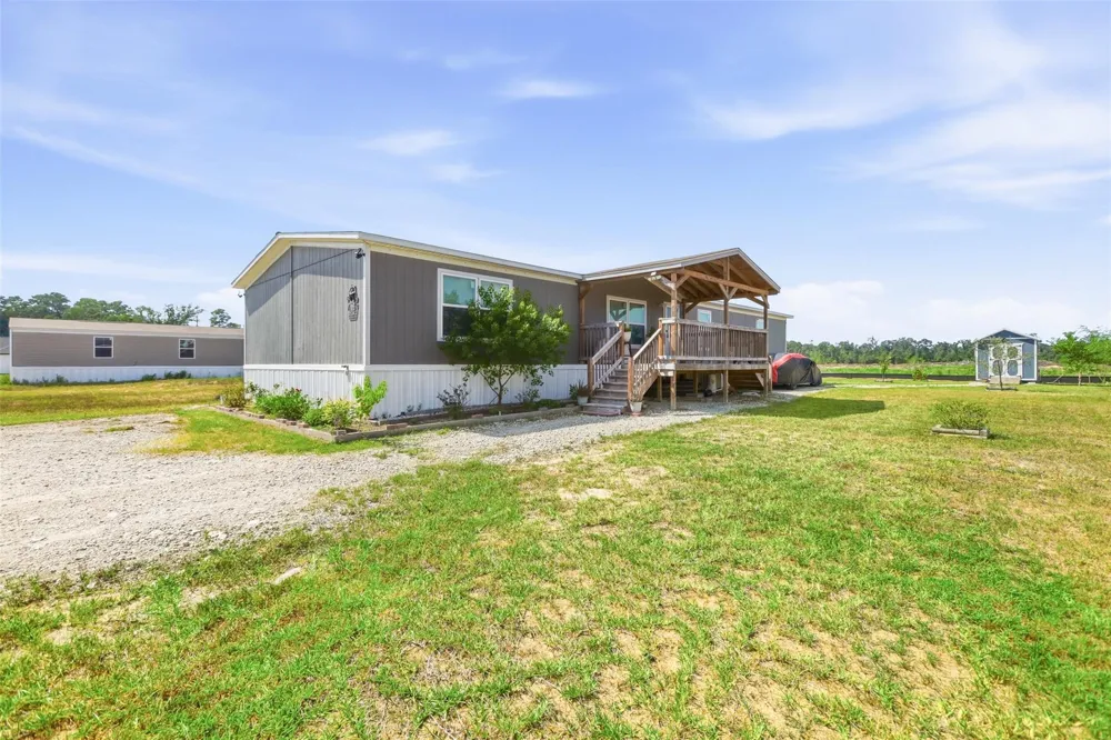 1015 Exotic Pine Street Huffman, TX 77336