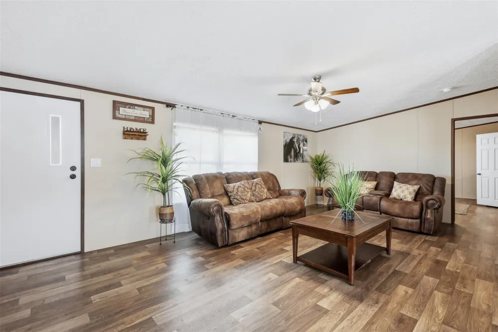 1015 Exotic Pine Street Huffman, TX 77336