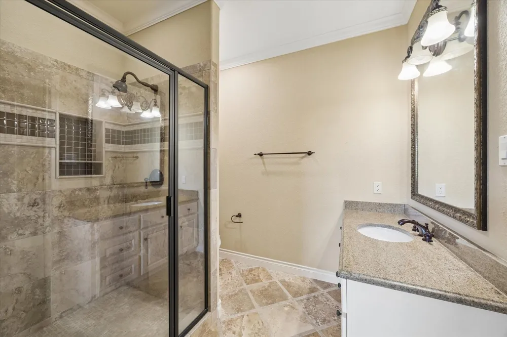 2103 Airline Drive Friendswood, TX 77546