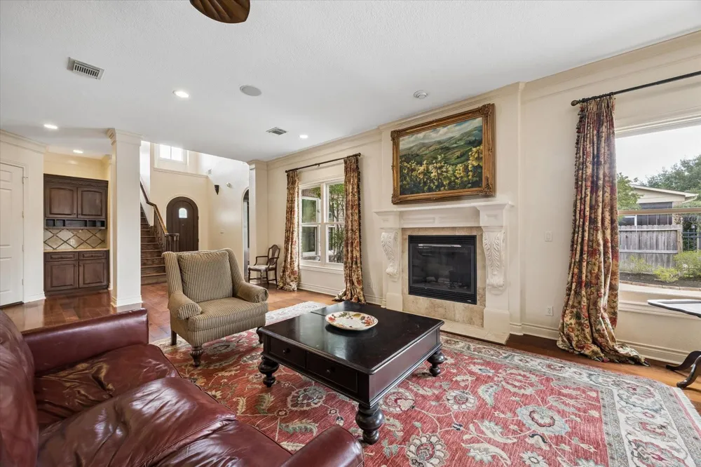 2103 Airline Drive Friendswood, TX 77546