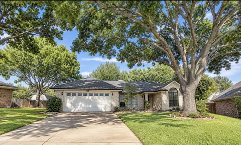 2 Hastings Court