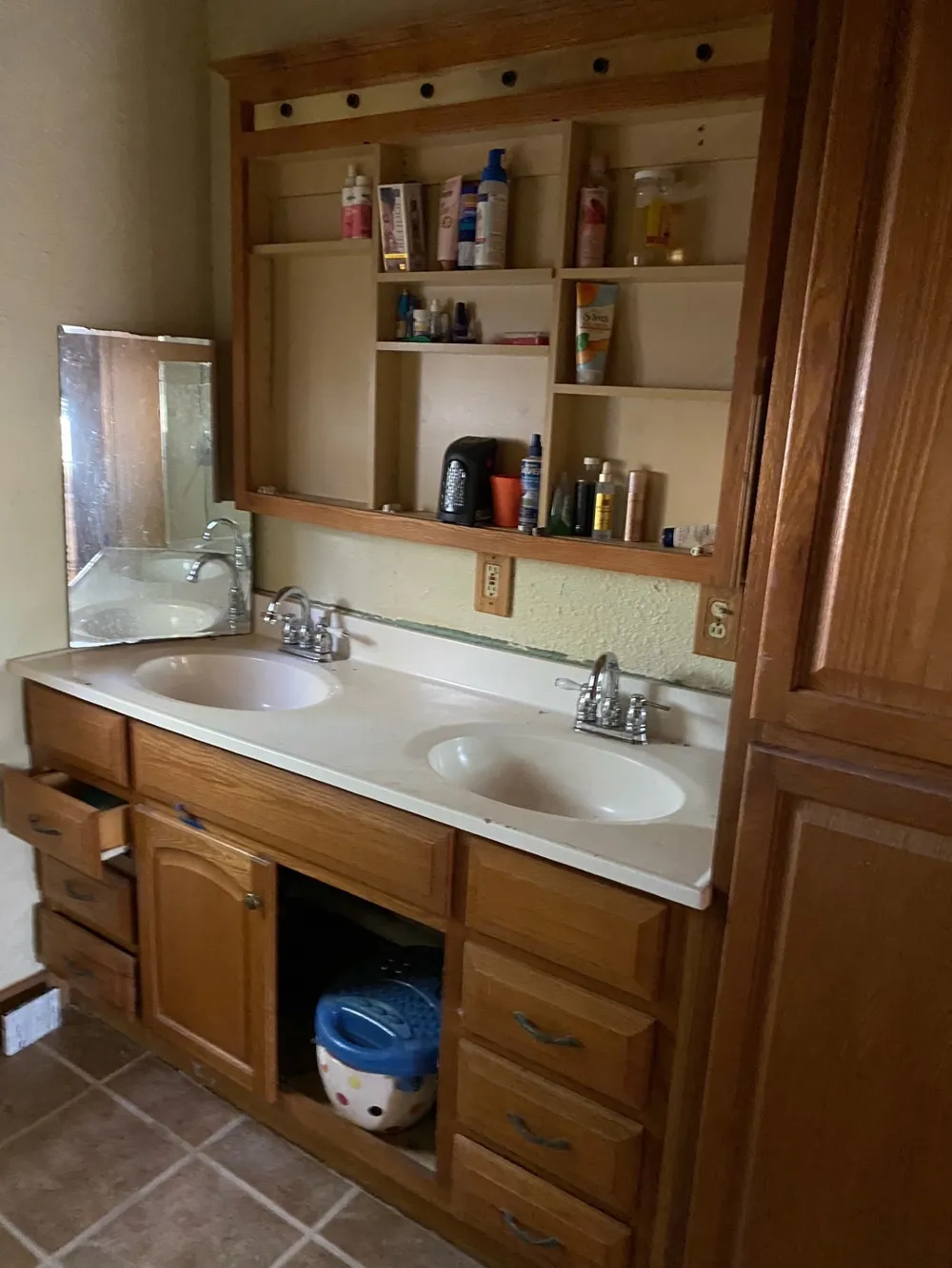 501 Lincoln Avenue Electra, TX 76360