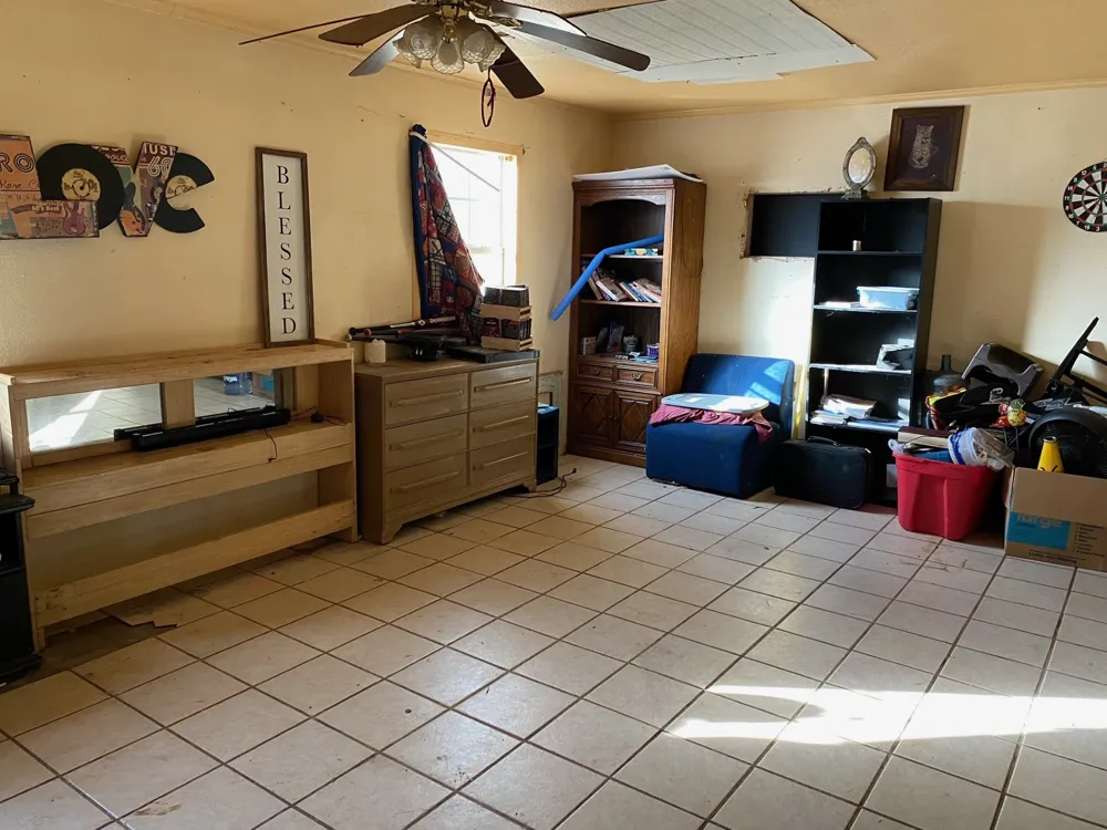 501 Lincoln Avenue Electra, TX 76360