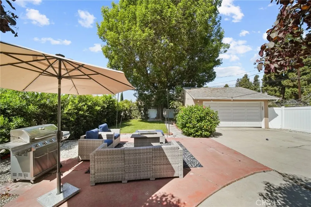 6013 Gregory Whittier, CA 90601