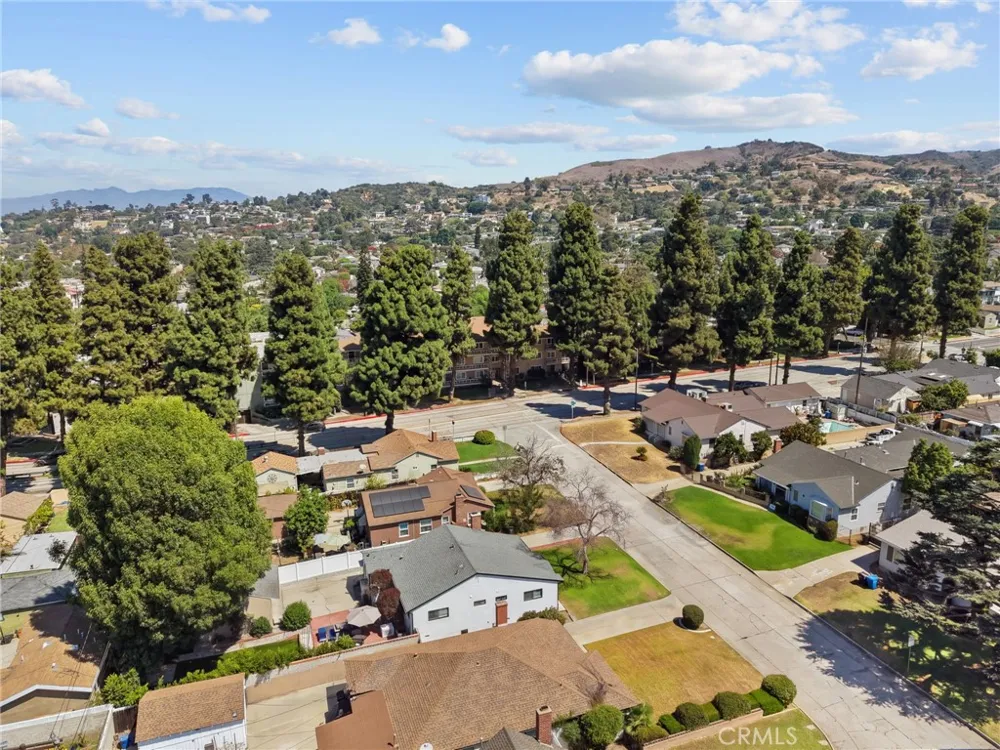 6013 Gregory Whittier, CA 90601