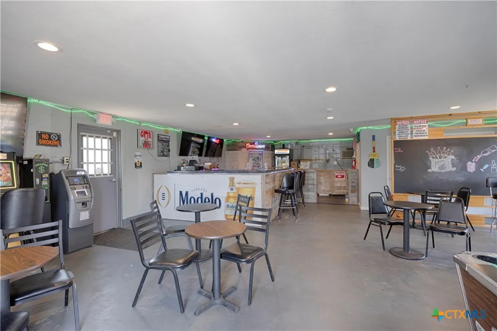 400 W Main Street Cuero, TX 77954