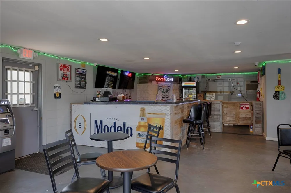 400 W Main Street Cuero, TX 77954
