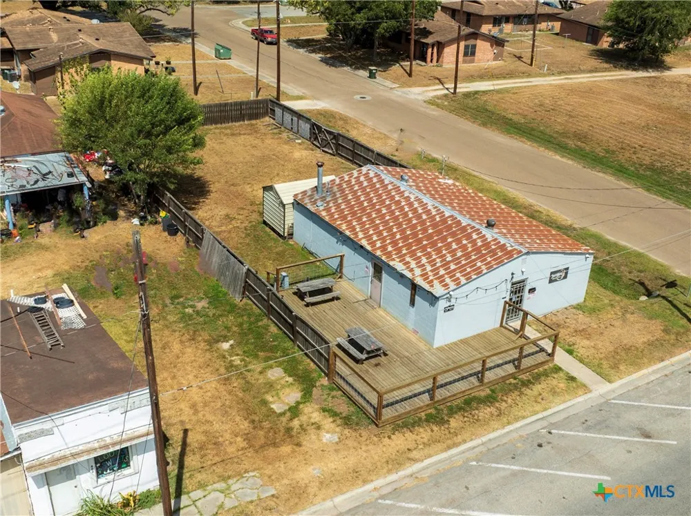 400 W Main Street Cuero, TX 77954