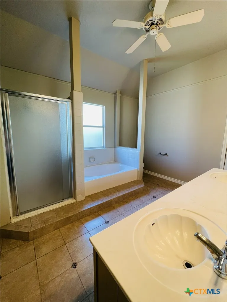 6 Kirkwood Cove New Braunfels, TX 78130