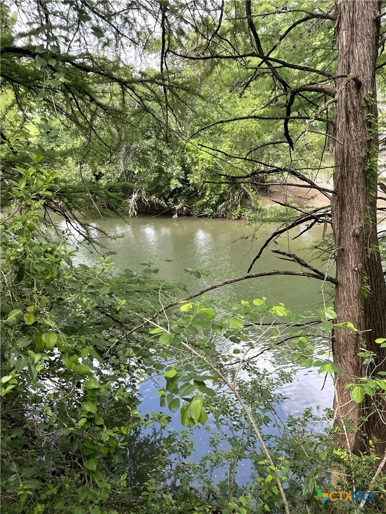 6 Kirkwood Cove New Braunfels, TX 78130