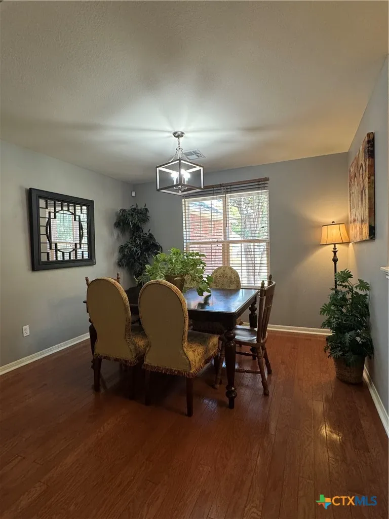 5704 Meadow Wood Drive Temple, TX 76502