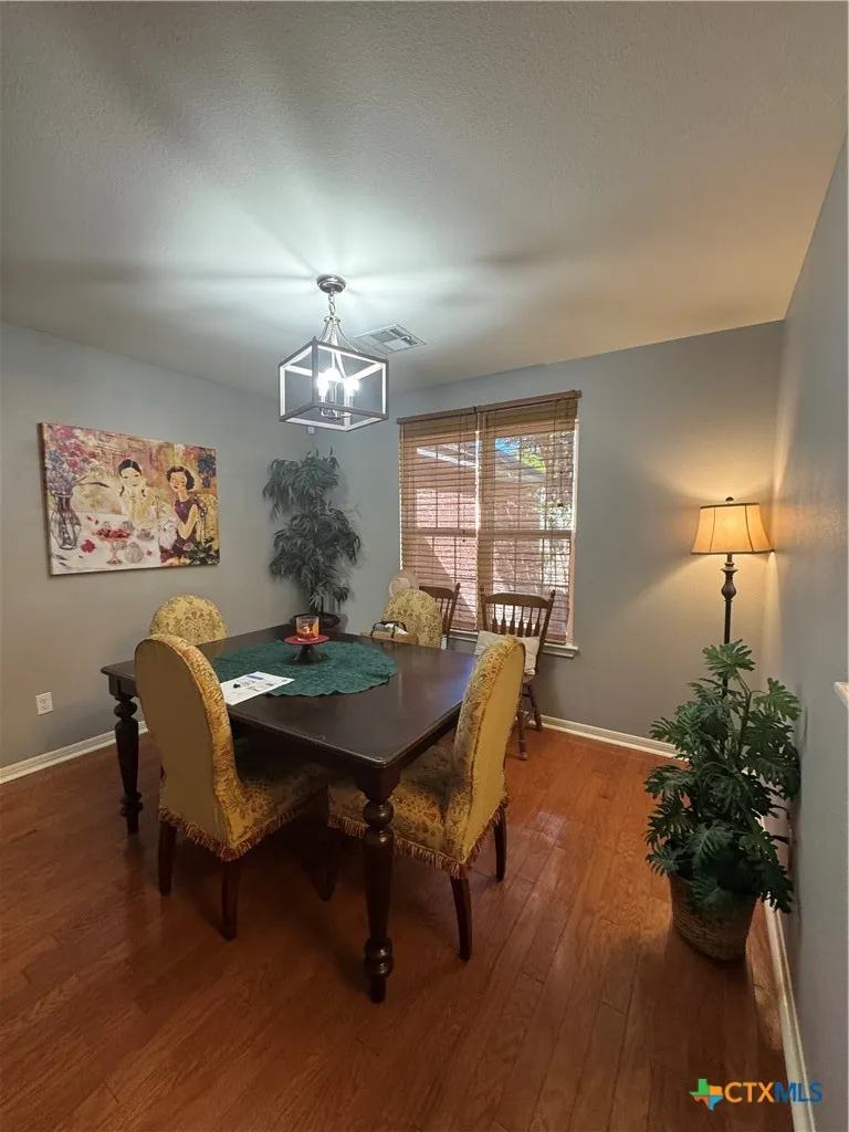 5704 Meadow Wood Drive Temple, TX 76502