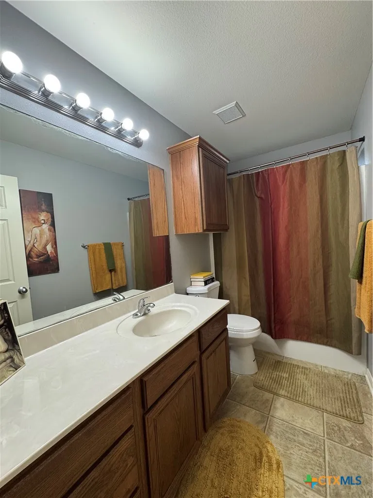5704 Meadow Wood Drive Temple, TX 76502