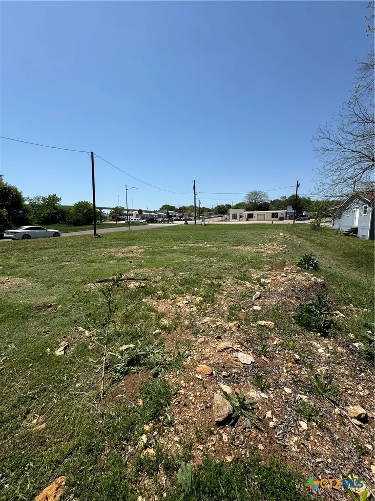 921 S Main Street Belton, TX 76513