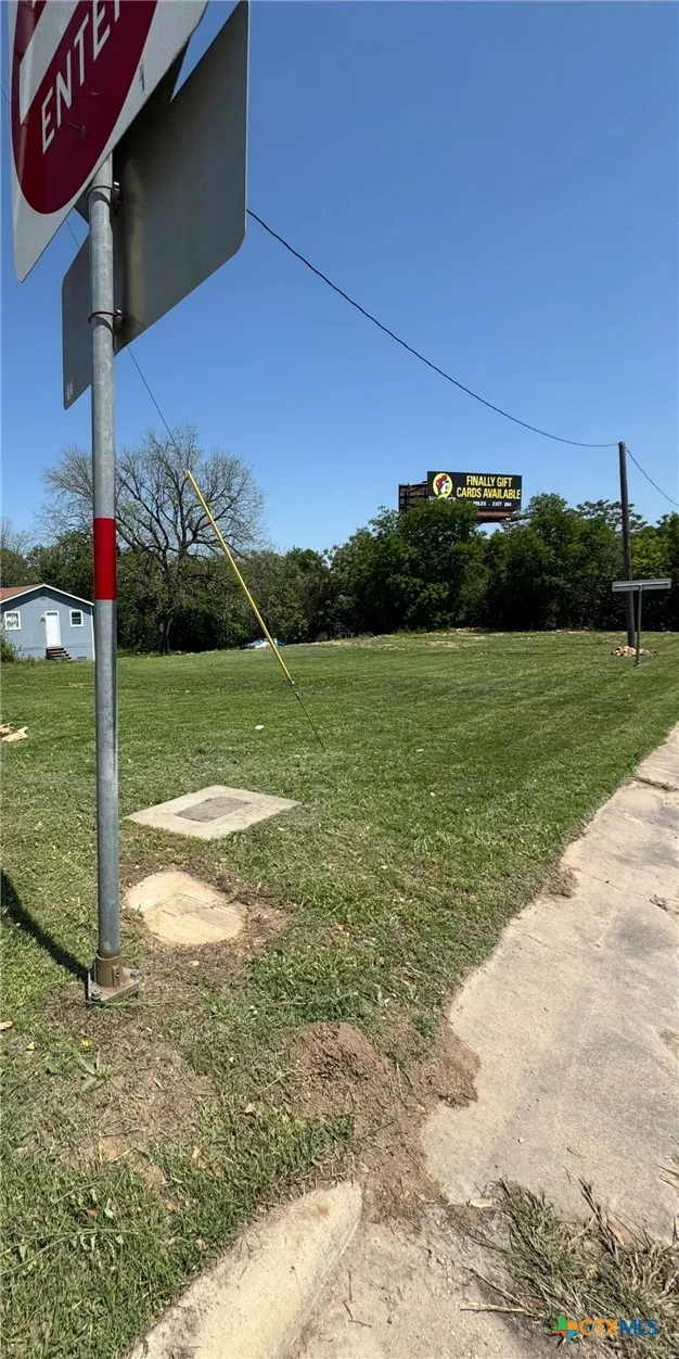 921 S Main Street Belton, TX 76513