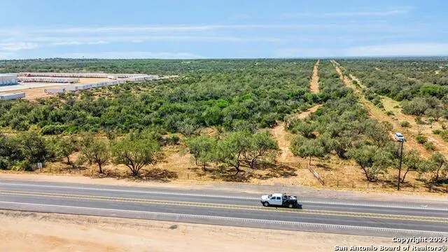 20788 us highway 83 Laredo, TX 78041