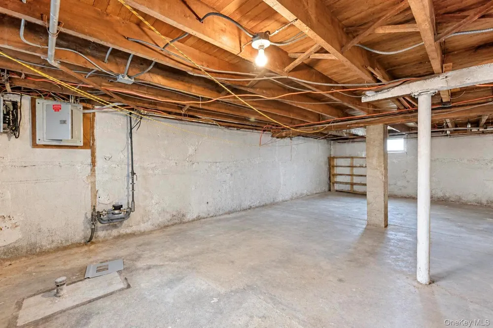 116 Saint Johns Street Central Islip, NY 11722