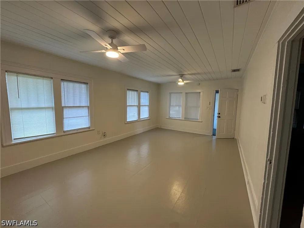 Broadway Fort Myers, FL 33901