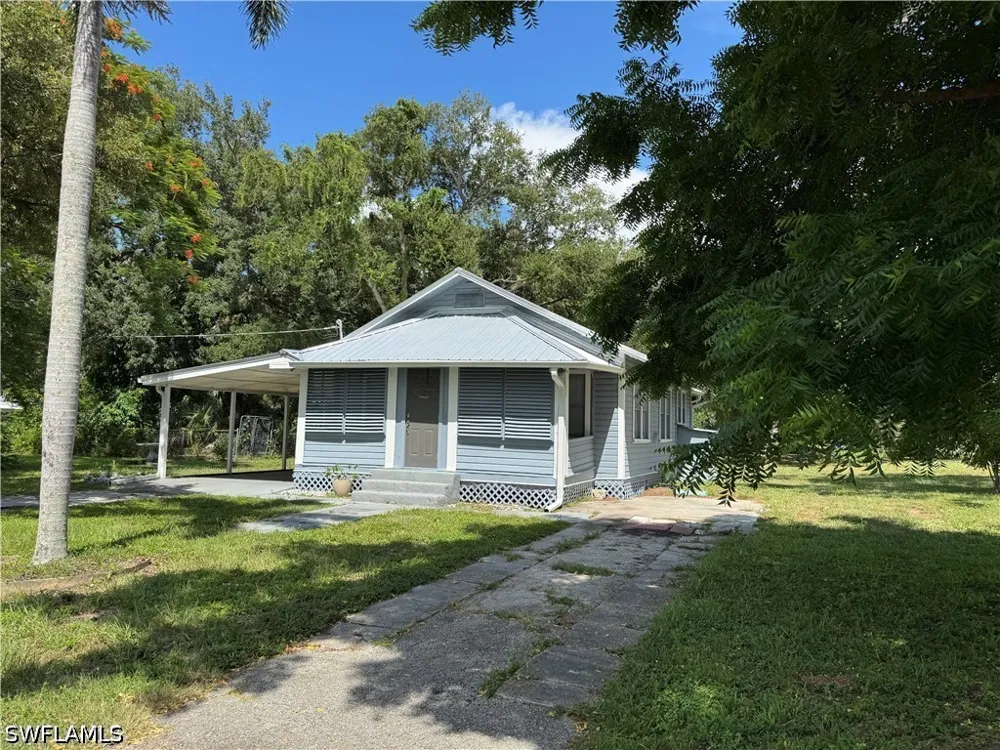 Broadway Fort Myers, FL 33901