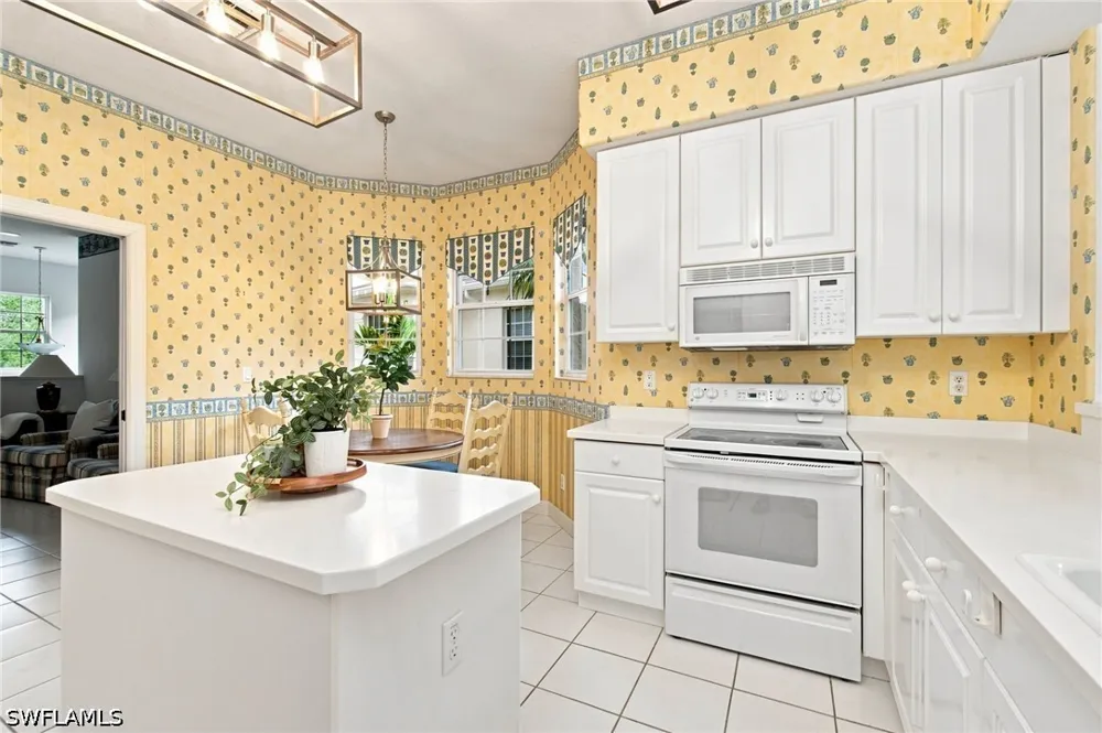 Vintage Reserve Lane #C Naples, FL 34119
