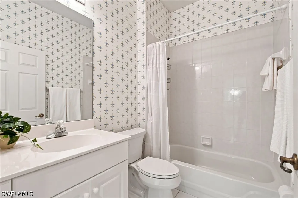 Vintage Reserve Lane #C Naples, FL 34119