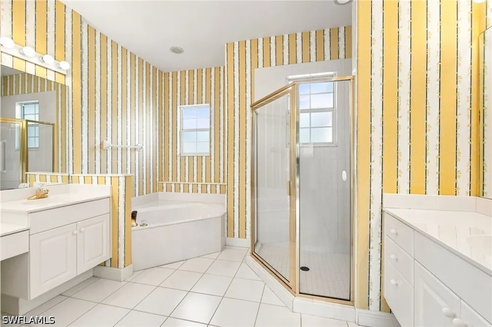 Vintage Reserve Lane #C Naples, FL 34119