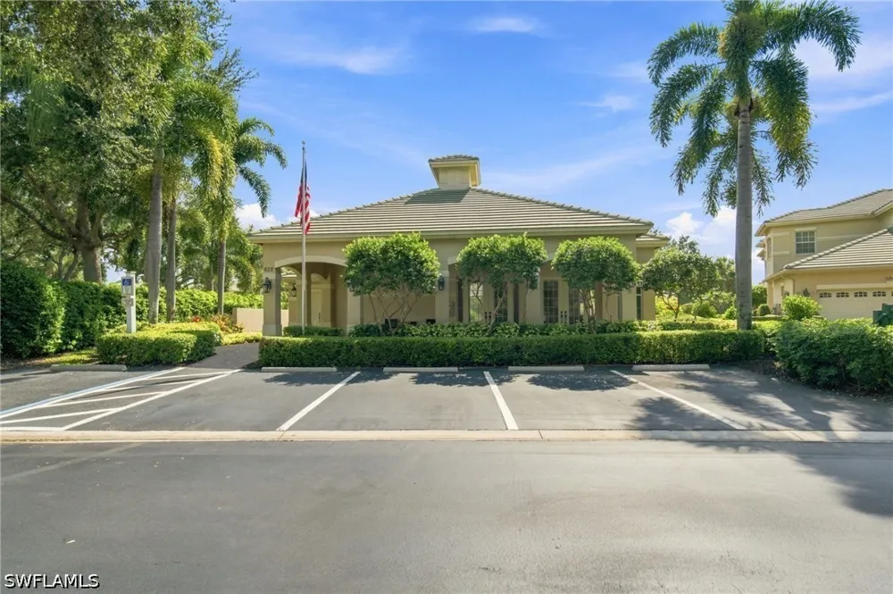 Vintage Reserve Lane #C Naples, FL 34119