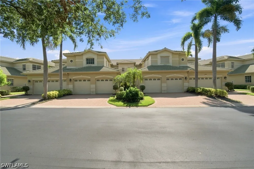 Vintage Reserve Lane #C Naples, FL 34119