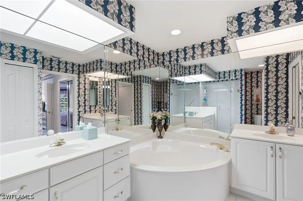 Reserve Circle #1801 Naples, FL 34119