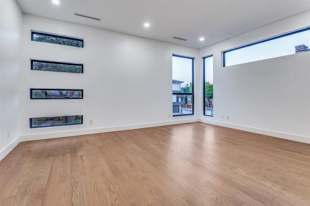 4044 Hawthorne Avenue Dallas, TX 75219
