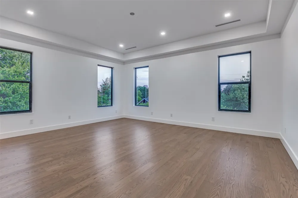 4044 Hawthorne Avenue Dallas, TX 75219
