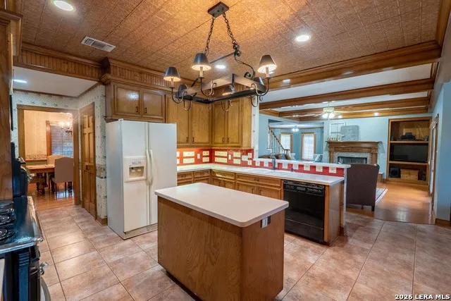 1985 S State Loop 481 Junction, TX 76849