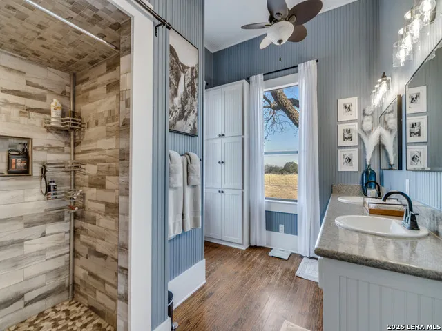 121A Bartel Comfort, TX 78013