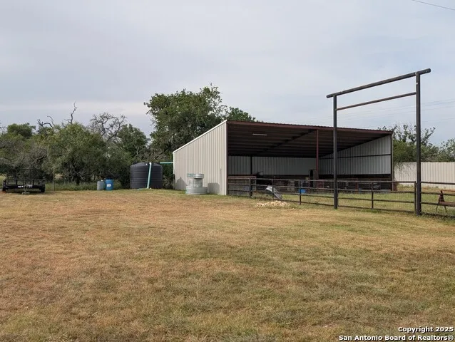 121A Bartel Comfort, TX 78013
