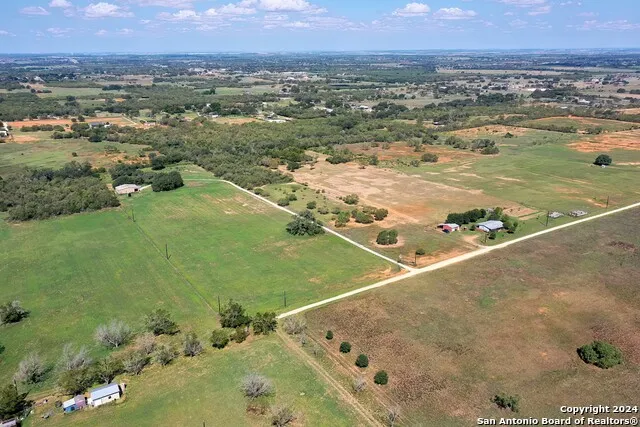 N/A Hwy 87 W Adkins, TX 78101