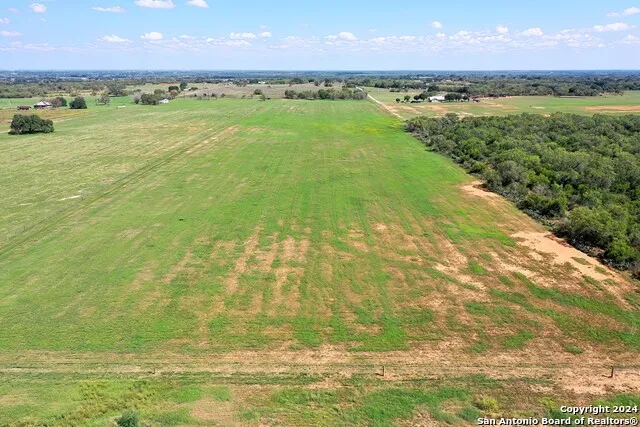 N/A Hwy 87 W Adkins, TX 78101