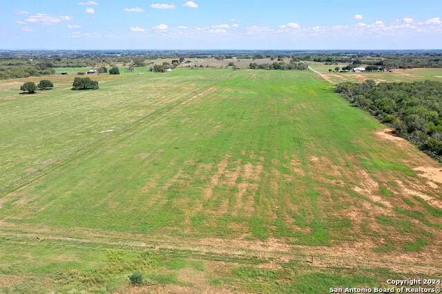 N/A Hwy 87 W Adkins, TX 78101