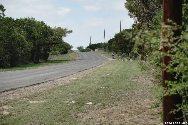 535 ELM CREEK RD New Braunfels, TX 78132