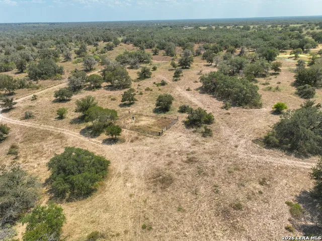445 Private Road 7822 Natalia, TX 78059