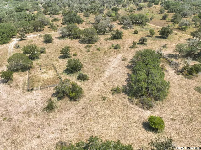445 Private Road 7822 Natalia, TX 78059
