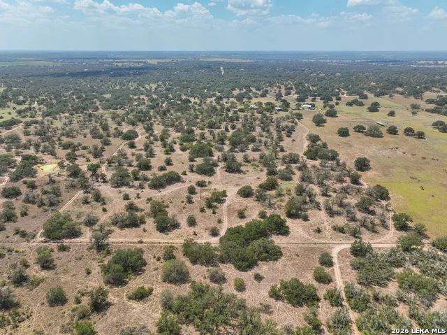 445 Private Road 7822 Natalia, TX 78059