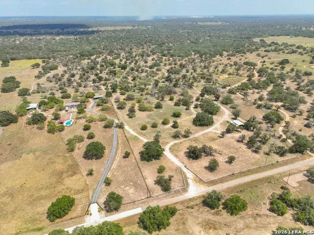 445 Private Road 7822 Natalia, TX 78059