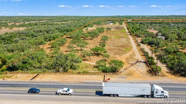 20757 US Highway 83 Laredo, TX 78045