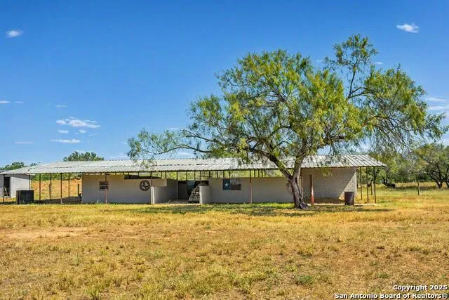 20757 US Highway 83 Laredo, TX 78045