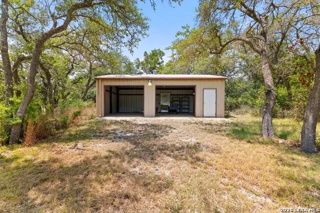 1984 N Grape Creek Road Fredericksburg, TX 78624