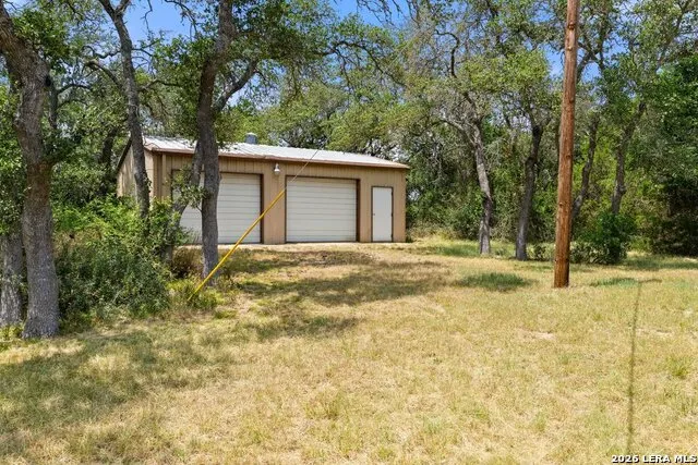 1984 N Grape Creek Road Fredericksburg, TX 78624