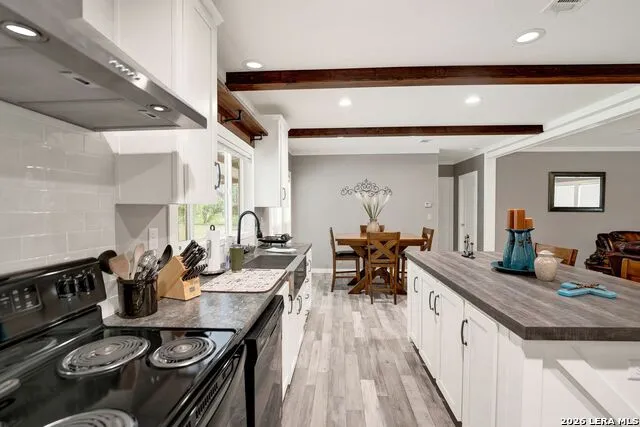 144 Pr 324 Dhanis, TX 78850