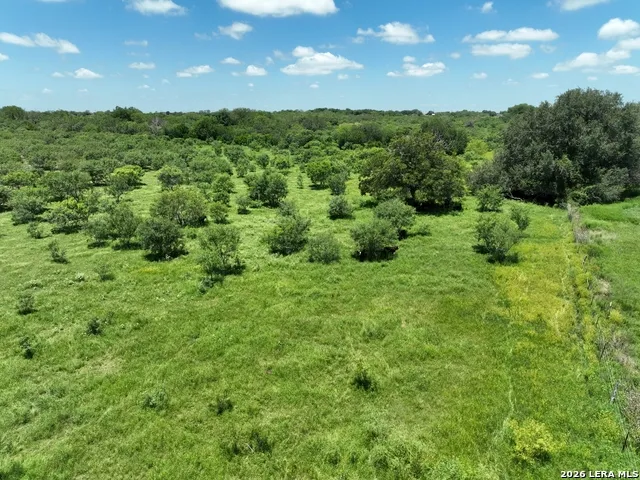 13407 Fm 1346 St.Hedwig, TX 78152