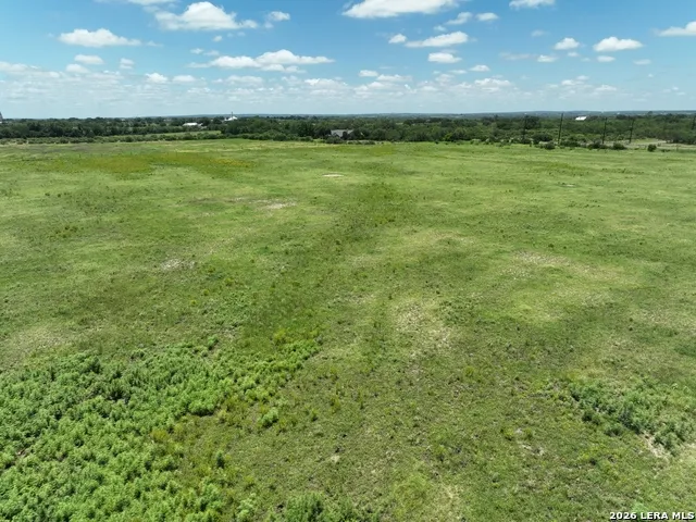 13407 Fm 1346 St.Hedwig, TX 78152
