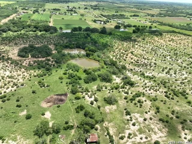 13407 Fm 1346 St.Hedwig, TX 78152